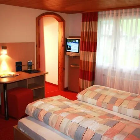 Cathrin Hotel 3*