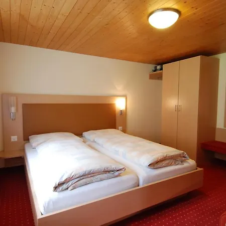 Hotel Cathrin 3*